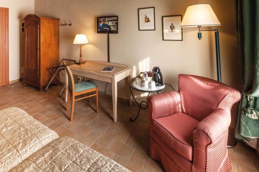 Hotel Residence Diamantina Ferrara Zimmer foto